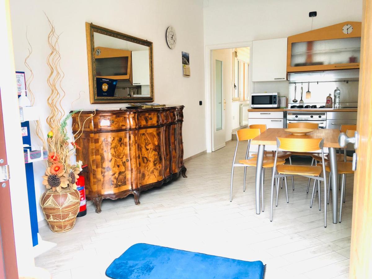 Casa Nina Apartment อาเจโรลา ภายนอก รูปภาพ