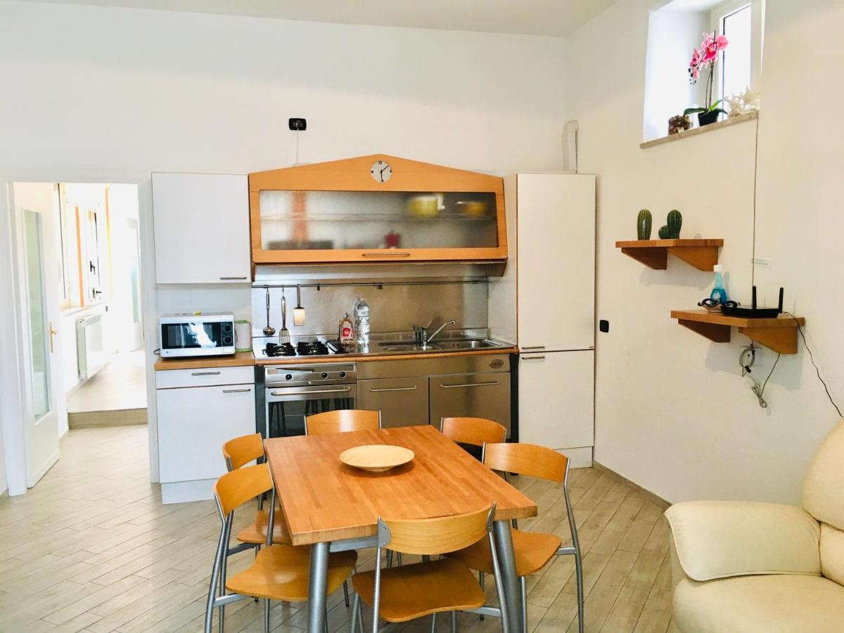 Casa Nina Apartment อาเจโรลา ภายนอก รูปภาพ
