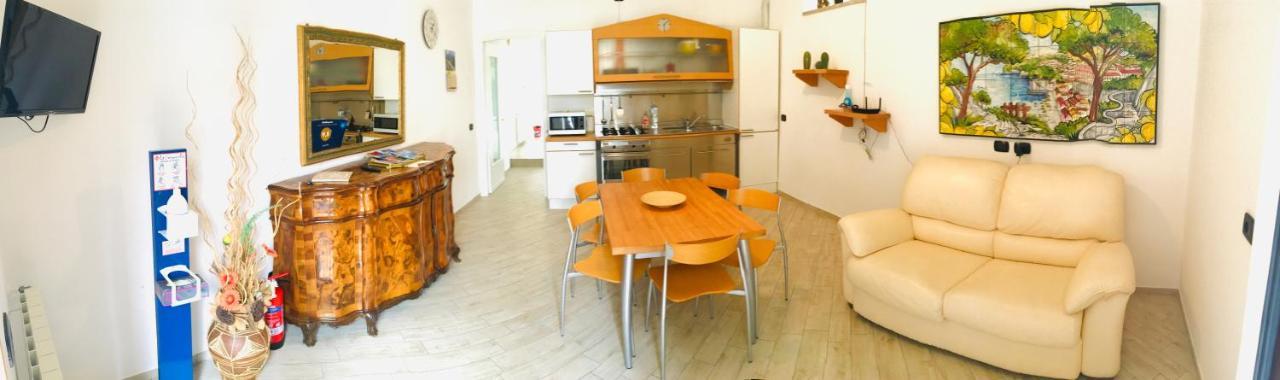 Casa Nina Apartment อาเจโรลา ภายนอก รูปภาพ
