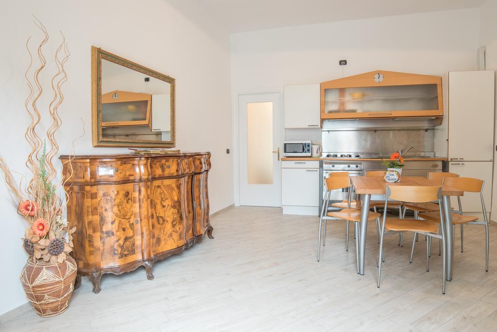 Casa Nina Apartment อาเจโรลา ภายนอก รูปภาพ